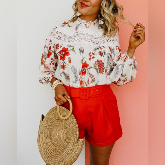 Fate Tops - NWOT Fate Lace Floral Blouse